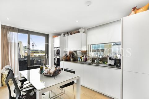 undefined, Wentworth Street, London Square, Spitalfields, London, E1