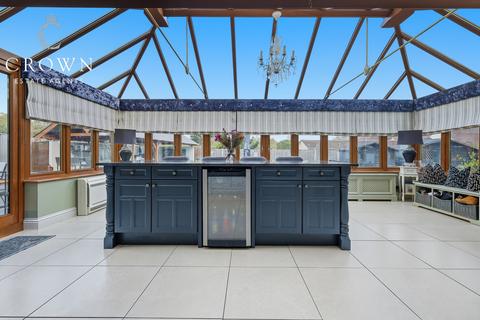 5 bedroom detached house for sale, Church Road, Ramsden Bellhouse, Billericay