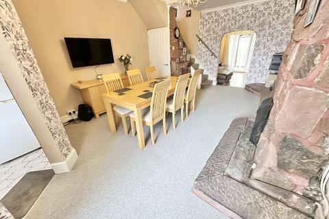 undefined, Cressington Gardens, Ellesmere Port
