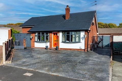 4 bedroom detached house for sale, Lambsickle Close, Weston Village, Runcorn