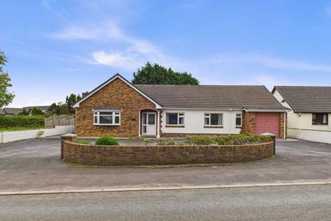 3 bedroom detached bungalow for sale, Llangain, Carmarthen