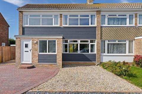 undefined, East Bank, Selsey - Stunning Family Home in Quiet Cul-de-Sac Near the Seafront