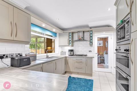 5 bedroom detached house for sale, Taunton Avenue, Rochdale OL11