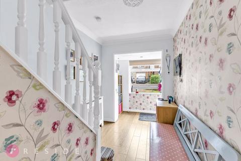 5 bedroom detached house for sale, Taunton Avenue, Rochdale OL11