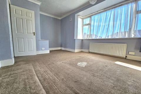 2 bedroom terraced house for sale, Oakleigh Road, Uxbridge, UB10