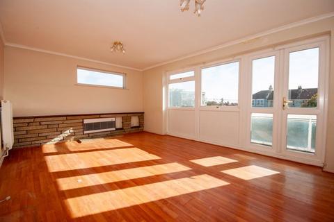 2 bedroom apartment for sale, Britannia Road, Westcliff-On-Sea