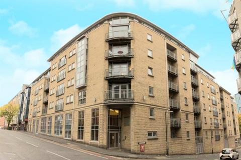 2 bedroom apartment to rent, Hamilton Court, Montague Street, Bristol, BS2