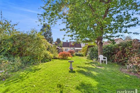 3 bedroom detached house for sale, Reading Road, Wokingham RG41