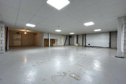 Industrial unit to rent, Maldon Rd Latchingdon CM3 6LG