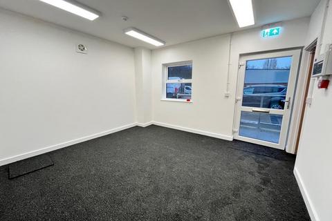 Industrial development to rent, 11-12 Mason Rd Colchester CO1 1BX