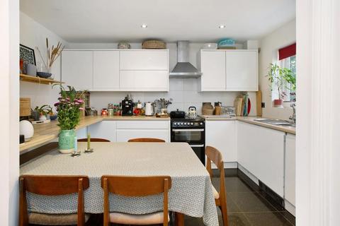 undefined, Station Court, Bovey Tracey, TQ13