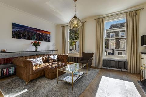 3 bedroom flat for sale, Harwood Road, London SW6