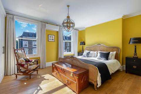 3 bedroom flat for sale, Harwood Road, London SW6