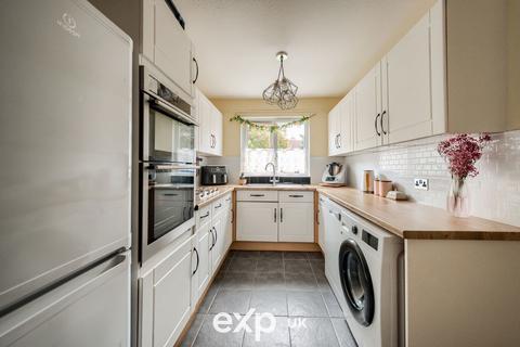 8 Dimock Square, Northampton, NN4 9RB