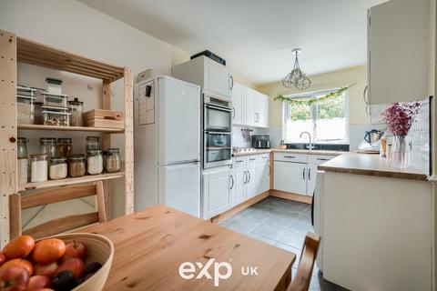 8 Dimock Square, Northampton, NN4 9RB