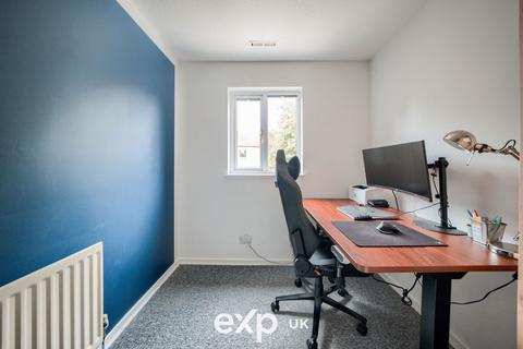 8 Dimock Square, Northampton, NN4 9RB