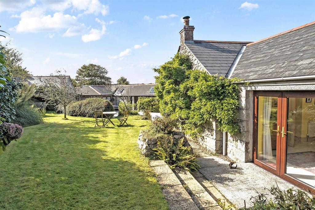 1358688-30-68d6b780b0b4b - Copy.jpg