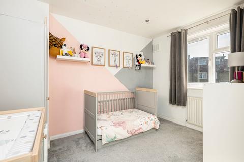 54 Middleton Road, Morden, SM4 6RT