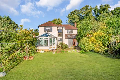 3 bedroom detached house for sale, Harestone Hill, Caterham CR3