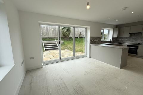 undefined, Rhosybol, Amlwch, Anglesey, LL68