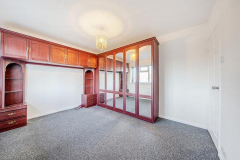 3 bedroom semi-detached house for sale, Peckover Drive, Pudsey, West Yorkshire, LS28
