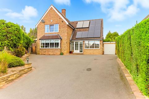 4 bedroom detached house for sale, Croft Bridge, Leeds LS26