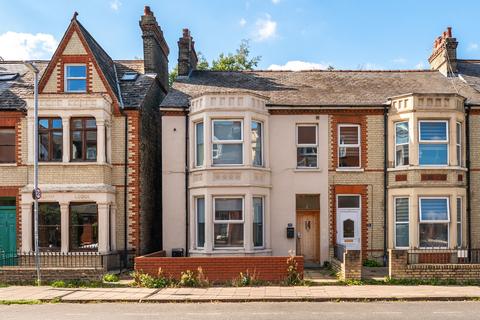 undefined, Tenison Road, Cambridge, Cambridgeshire