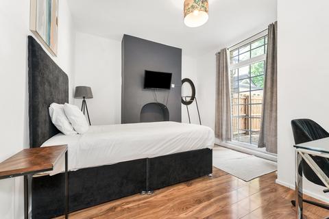 undefined, Tenison Road, Cambridge, Cambridgeshire