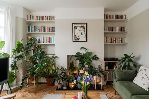 107 Twickenham Road, London, E11 4BN