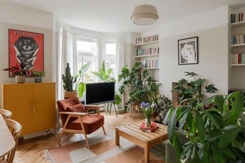107 Twickenham Road, London, E11 4BN