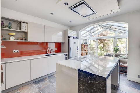 4 bedroom semi-detached house for sale, Dukes Avenue, New Malden KT3