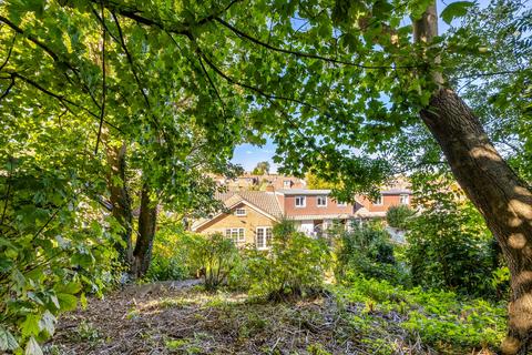 2 bedroom semi-detached bungalow for sale, Penlands Vale, Steyning BN44