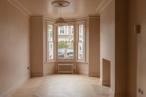 undefined, Sunnyside Road, London E10