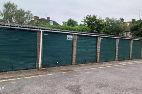 undefined, Jengar Close, Sutton SM1