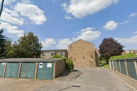 undefined, Jengar Close, Sutton SM1
