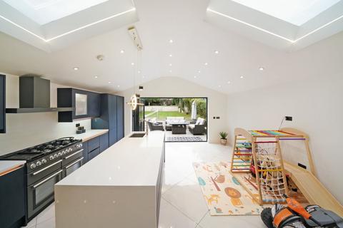 4 bedroom semi-detached house for sale, Farley Road, South Croydon, CR2