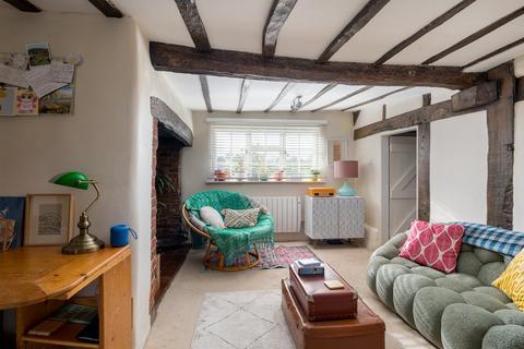 2 bedroom cottage for sale, High Street, Nash, Buckinghamshire, MK17