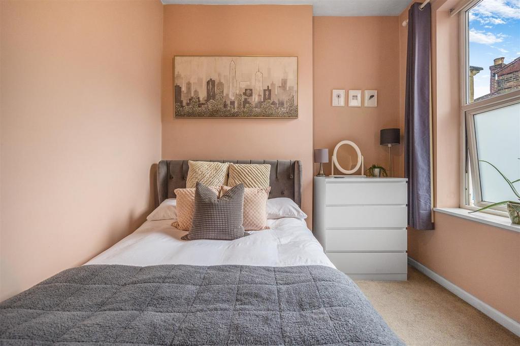 Master Bedroom.jpg
