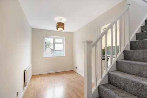 2 Argles Close, Greenhithe, DA9 9PA