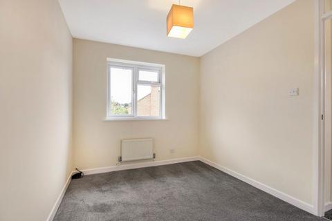 2 Argles Close, Greenhithe, DA9 9PA