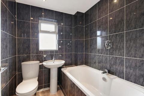 2 Argles Close, Greenhithe, DA9 9PA