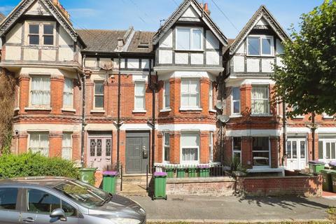 Cambridge Gardens, Folkestone