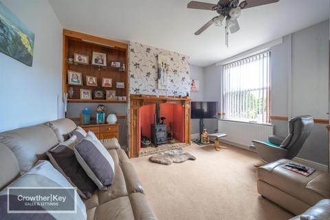 3 bedroom house for sale, Meadow Lane, Dove Holes, Buxton