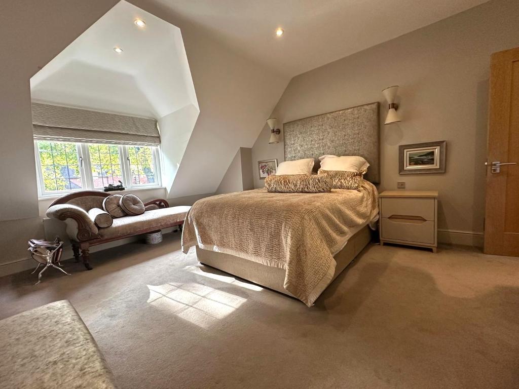 Principal bedroom