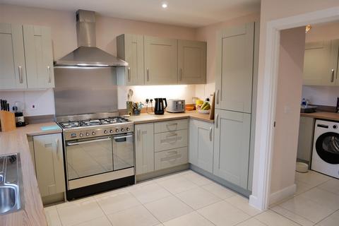 undefined, Sparrow Crescent, High Penn Park, Calne