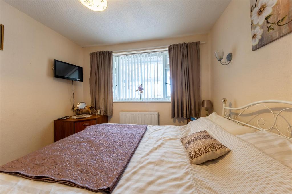 27 Eaton View-019.jpg