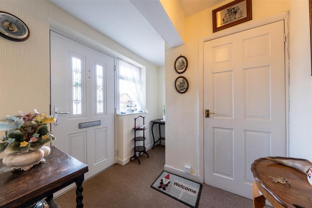 27 Eaton View-024.jpg