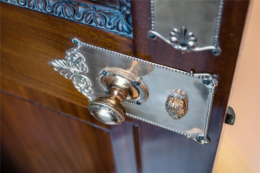 Handle