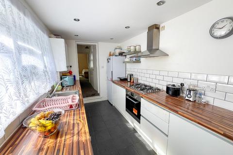 undefined, Whitworth Road, Woolwich, London, SE18 3QG