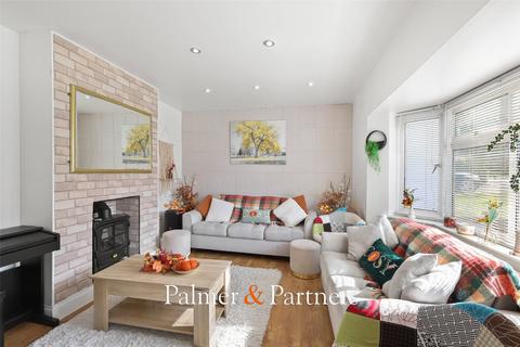 3 bedroom semi-detached house for sale, Hubert Road, Lexden, Colchester, Essex, CO3